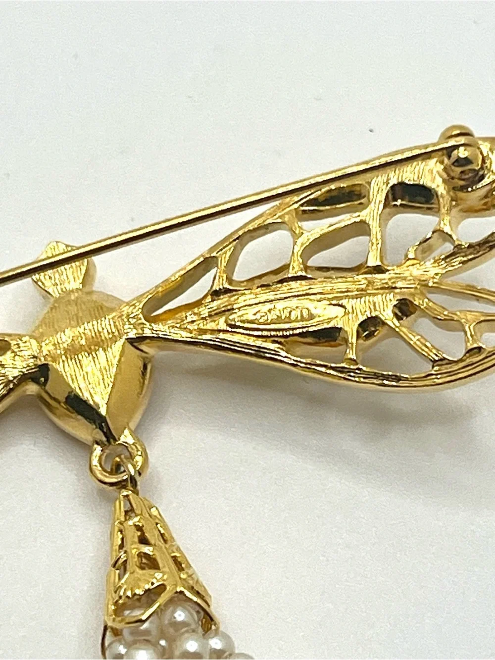Vintage Avon dragonfly brooch faux pearl tassel pink rhinestone gold tone pin